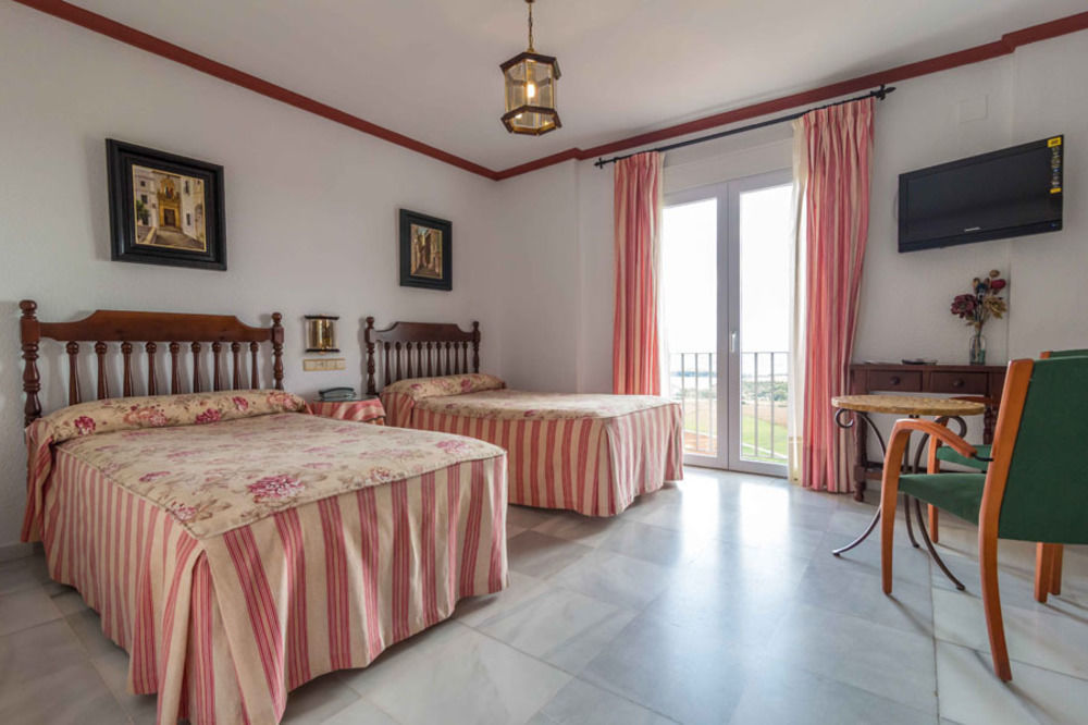 Hotel El Convento Аркос де ла Фронтера Екстериор снимка